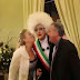 (KOΣΜΟΣ)Δήμαρχος-drag queen πάντρεψε ζευγάρι στην Ιταλία