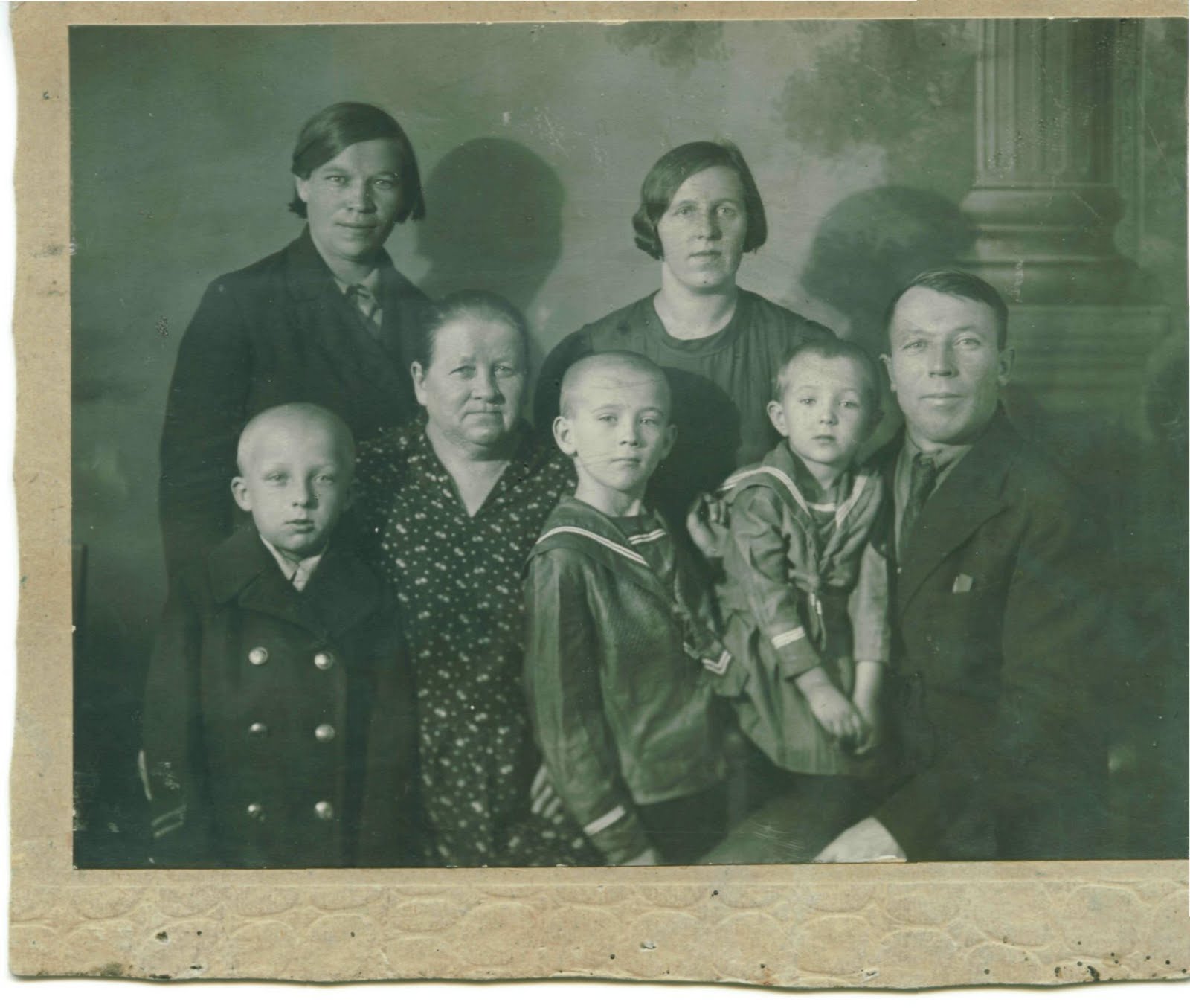 История семьи роговых. Семья Рогова фото. Рогов семья.