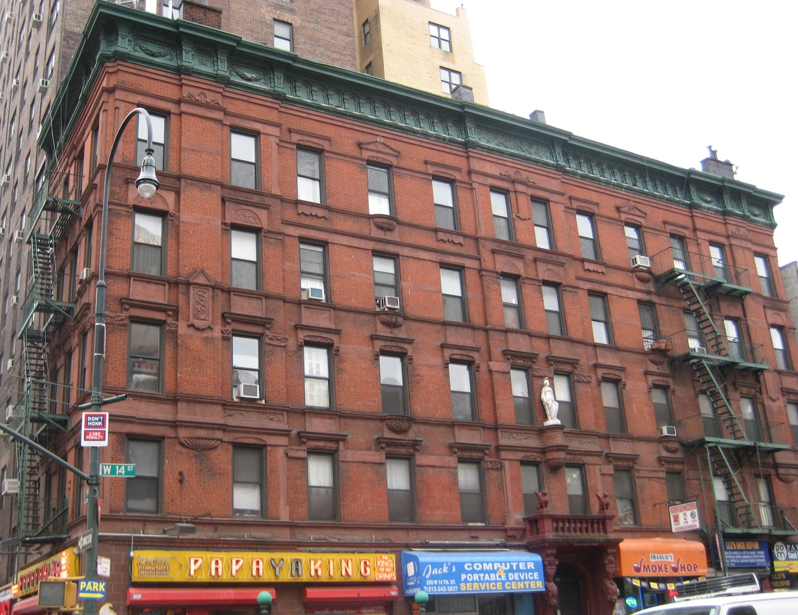 Brick Driveway Image Brick Apartments