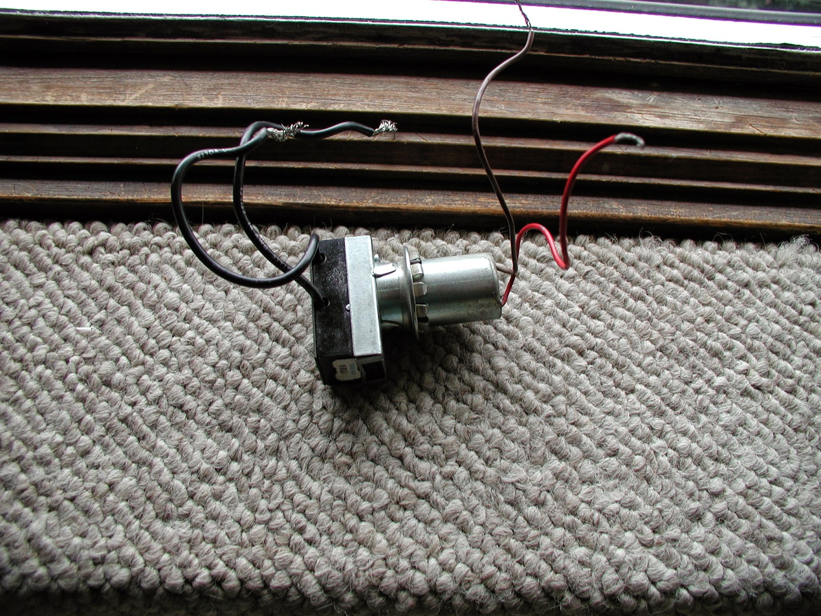 Wally&Sue Touchplate relay fix