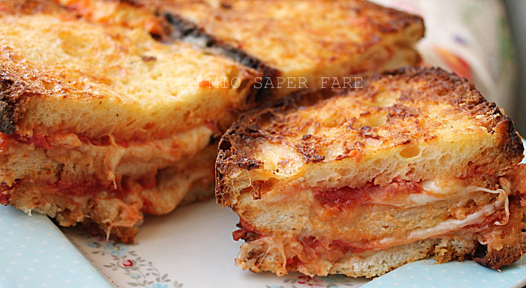Torta di pane: la ricetta antispreco - Cookist