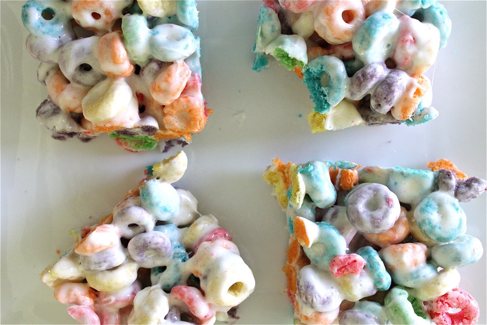 Fruit Loop Treats MADE EVERYDAY