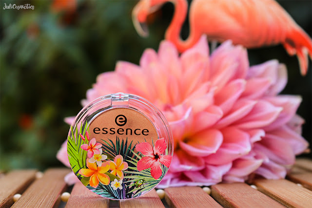 essence-exit-to-Explore-eyeshadow-03-apricot-cockatoo