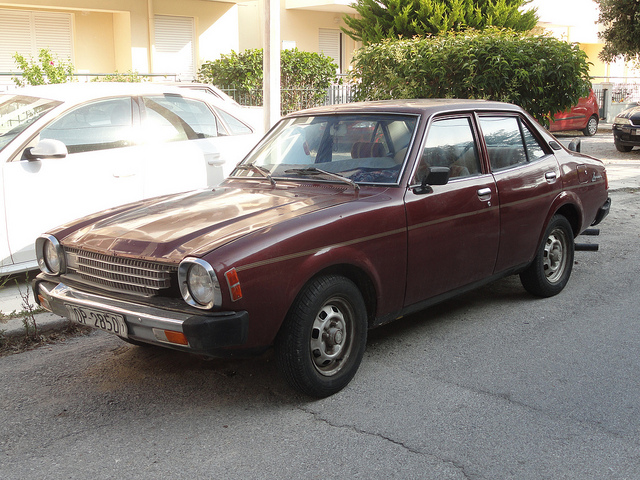 Automotive Database Mitsubishi Lancer (A70)