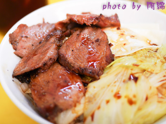 【桃園港式】銅鑼灣港式美食-當天現烤叉燒燒臘店老闆都沈迷．黯然消魂飯/冰火波蘿油/凍檸茶/咖哩魚蛋