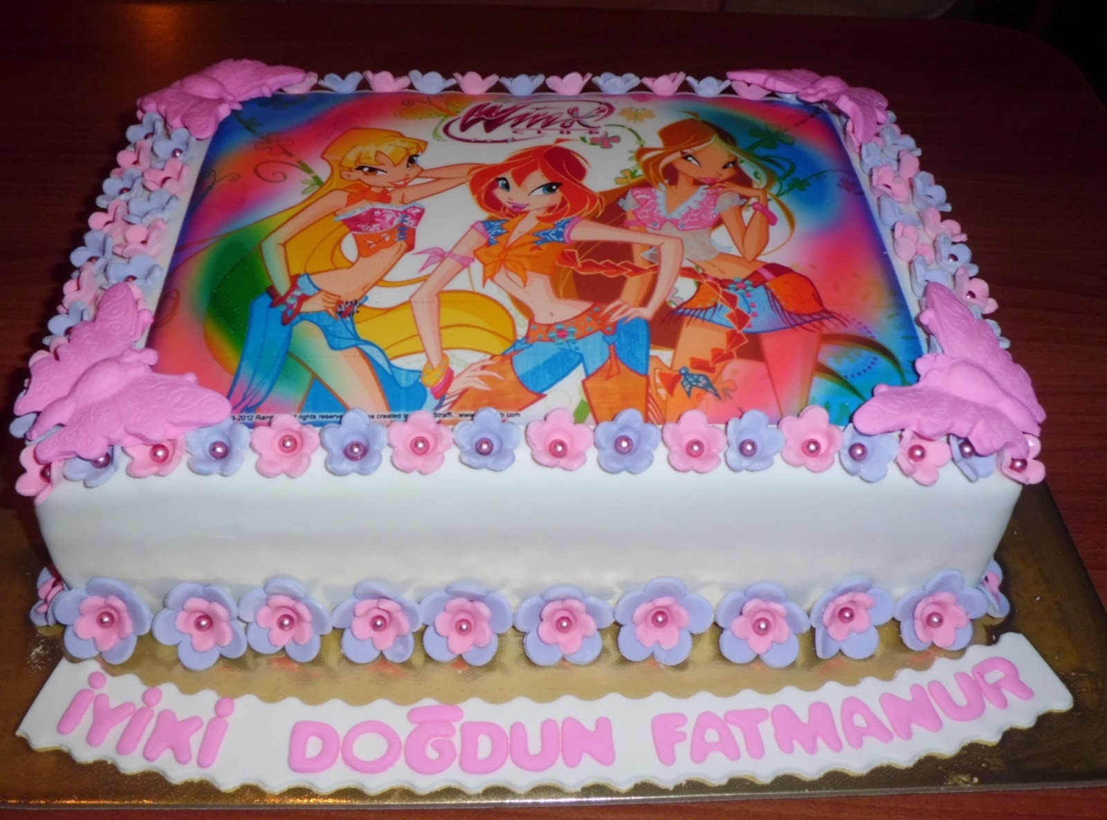 Lerna�nın Pasta Evi Winx Kızları 2