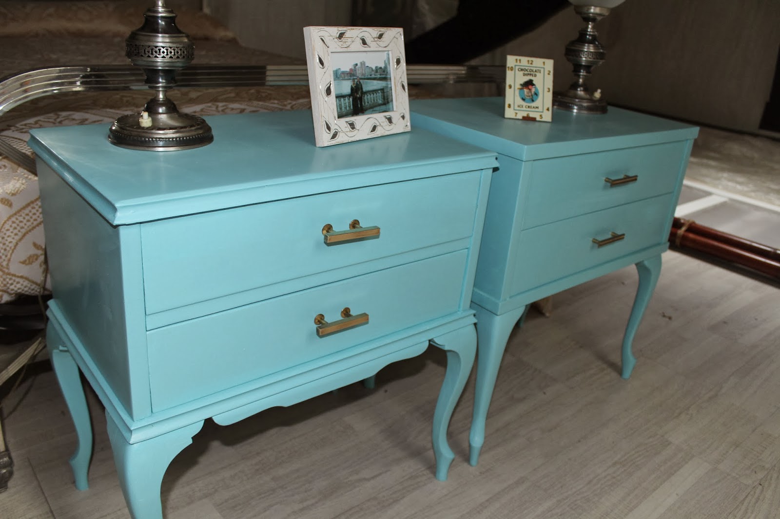 Gloria Vintage: Mesillas de formica