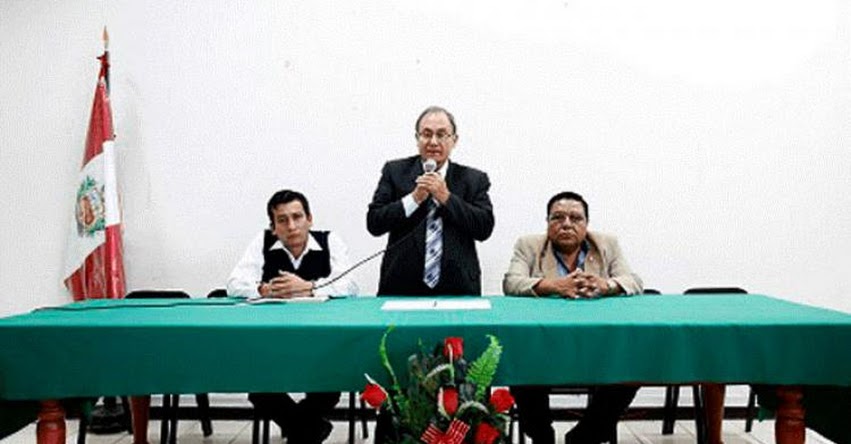 Nuevo Director de la DRE Cajamarca busca mejorar desempeño de escolares Nuevo Director de la DRE Cajamarca busca mejorar desempeño de escolares