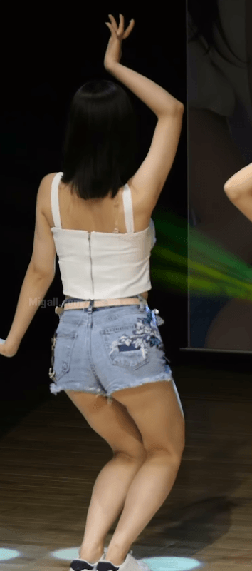 8.gif