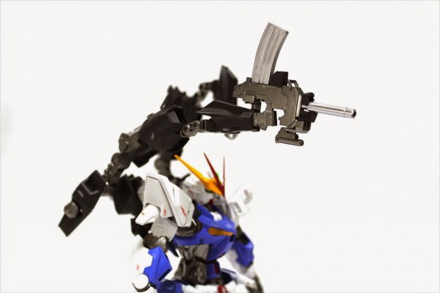 Custom Build: 1/100 Gundam Astray Out Frame D