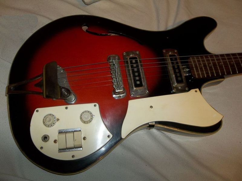 Canadian Vintage Guitar Hunt 1966 Teisco EP10T Electric Guitar