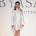  Sangeeta Ahir a Vision in White as she Mingles with Global Icons at Mumbai Fashion Show