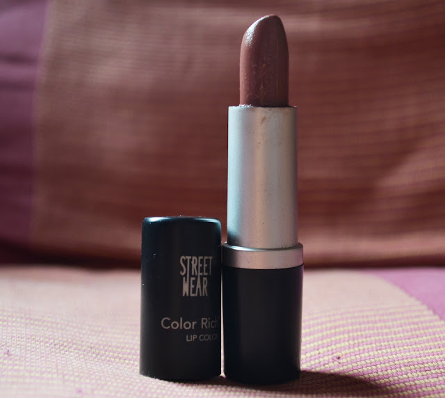 Streetwear Color Rich Lipstick Review, Pictures and Swatches- Pink Champagne