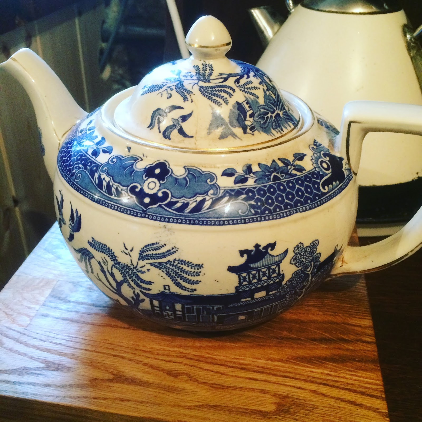 Danish Oil and Worktops Life on Pig Row