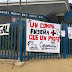 Paro de profesionales de la educación por eliminación de bonos dejó a mil alumnos sin clases en Quillota y Valparaíso.