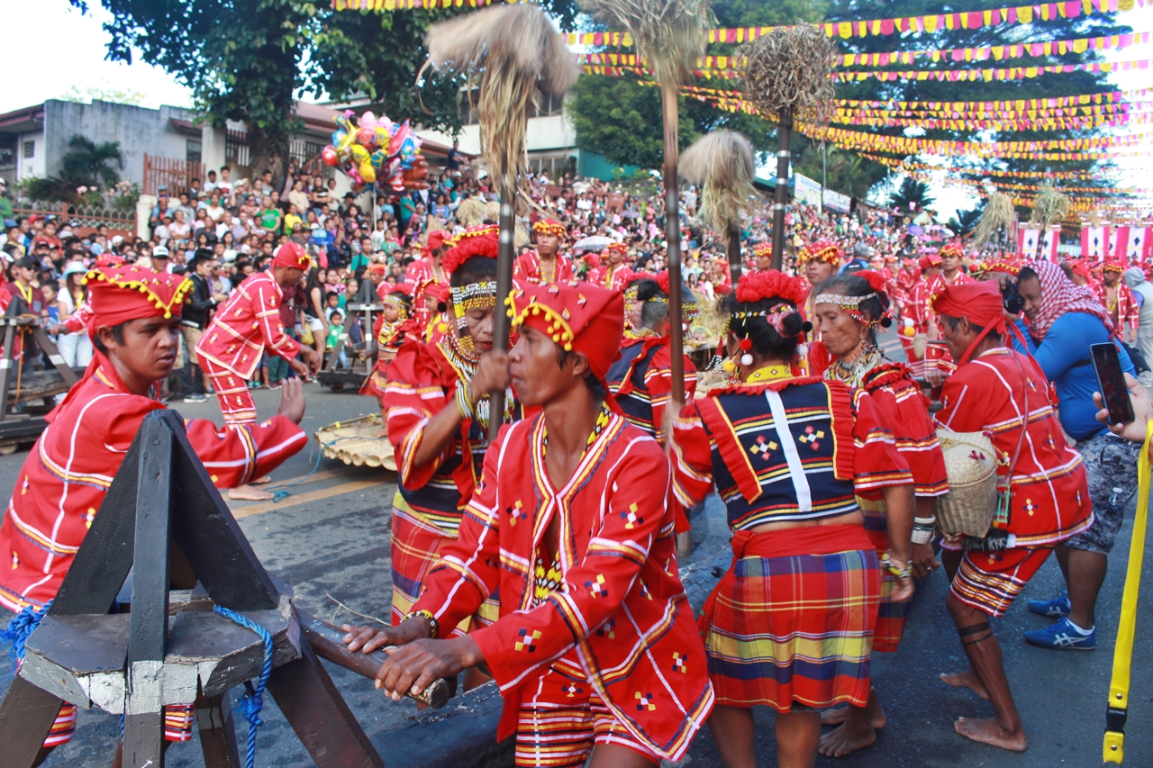 kaamulan-festival-2017-photo-constantine-agustin-flickr
