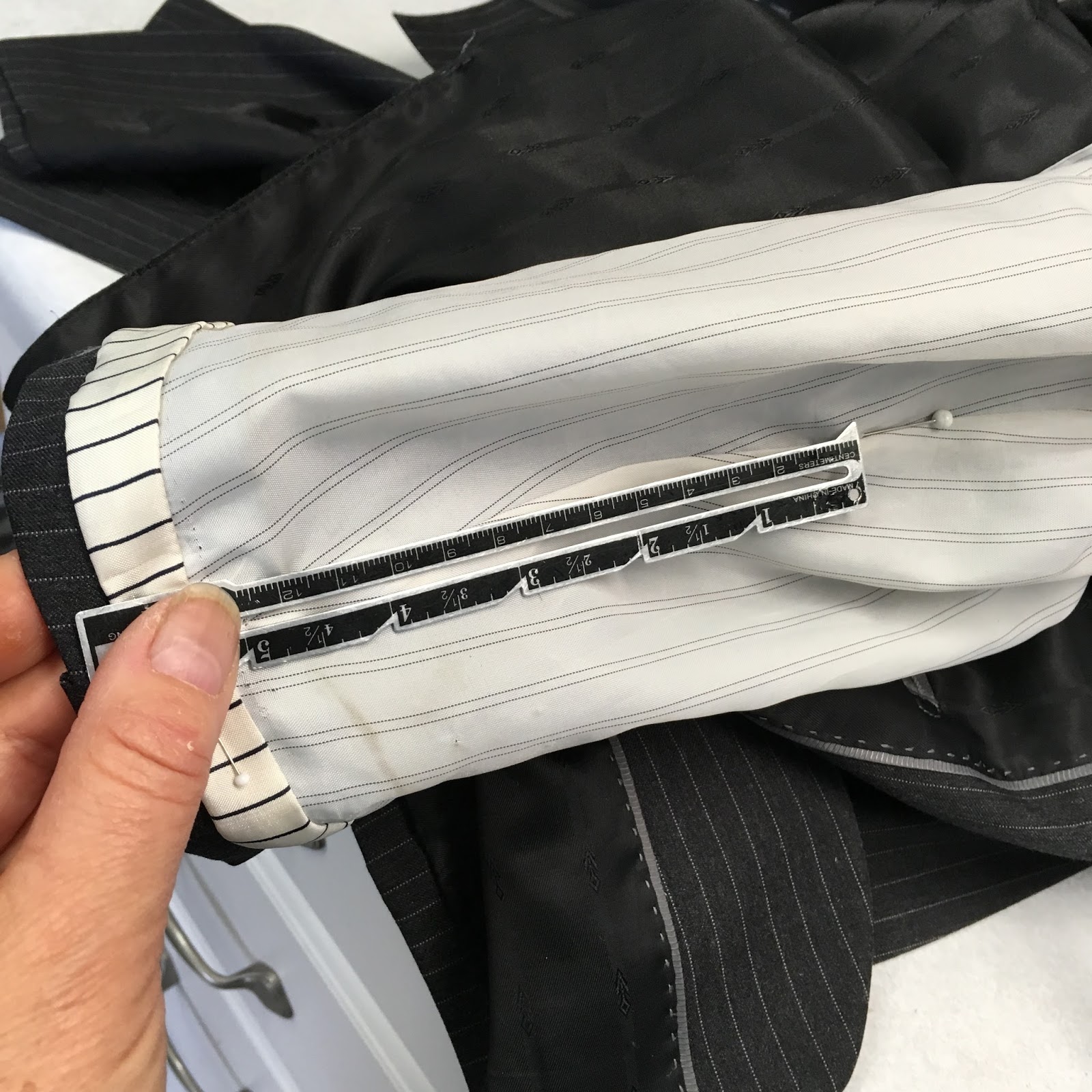 sewcreatelive How to Lengthen (or Shorten) Men's Suit Sleeves