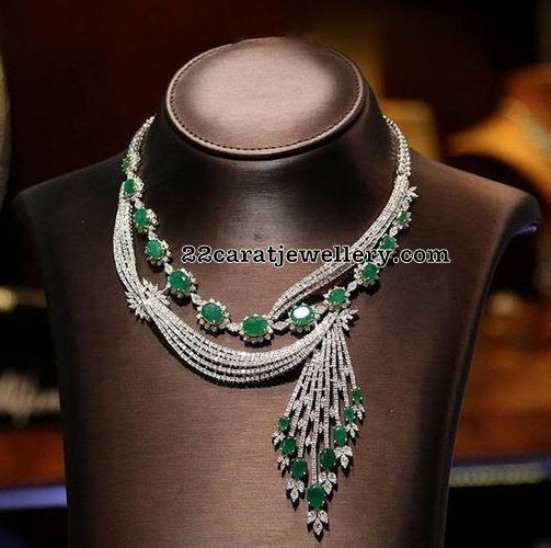 Stylish Collar Choker with Diamonds Jewellery Designs