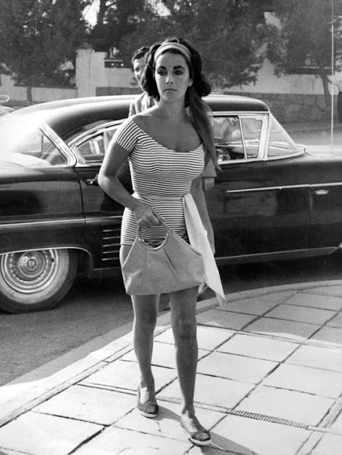 This is What Elizabeth Taylor and Cadillac Looked Like  in 1958 