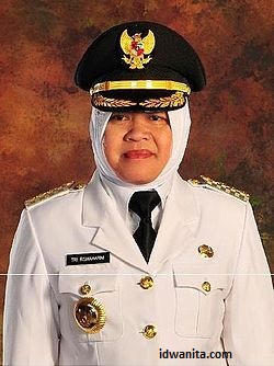 Biografi Tri Rismaharini Walikota Wanita Terbaik