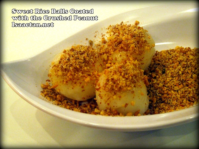 Sweet Rice Balls coated with Crushed Peanuts