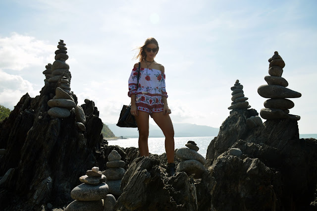rock stacks port douglas