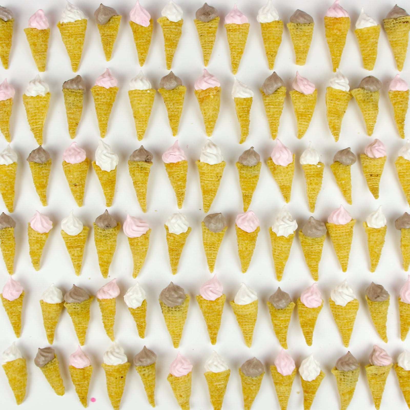 {VIDEO} Mini Bugle Ice Cream Cone Meringues The Lindsay Ann