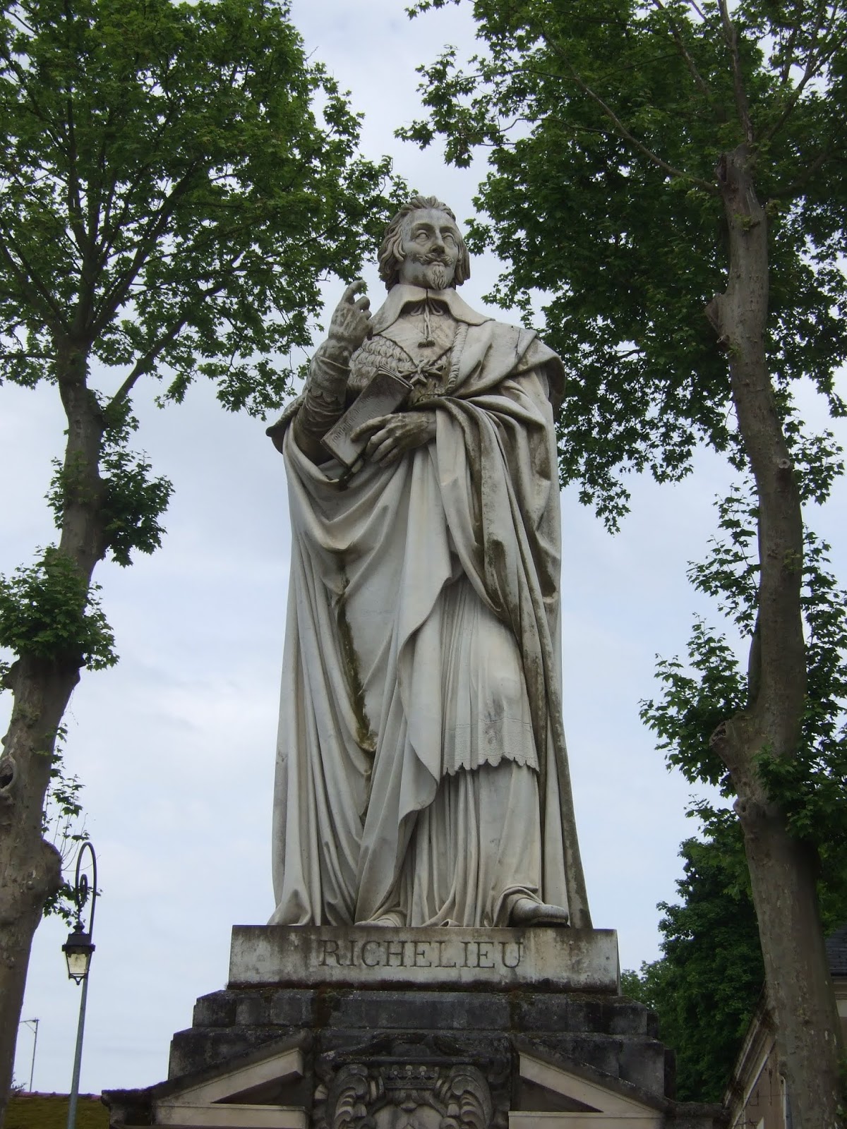 Travels in Space and Time Richelieu the Ideal City