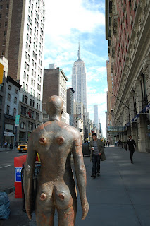 Fifth Avenue, sculpture by Antony Gormley, Empire State Building