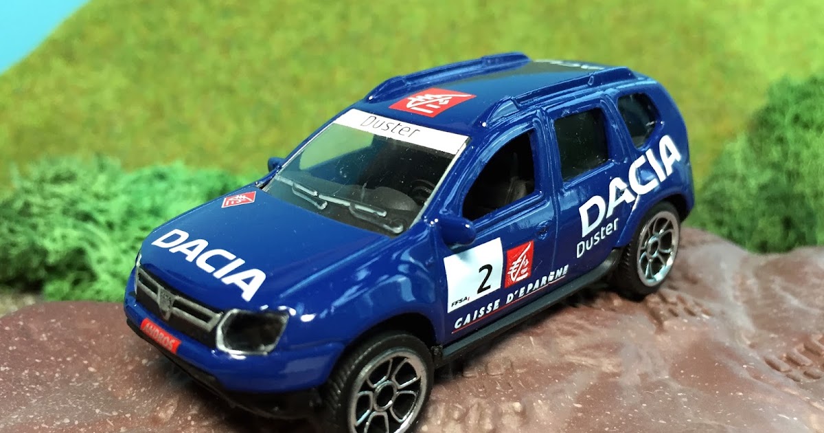 duster miniature majorette