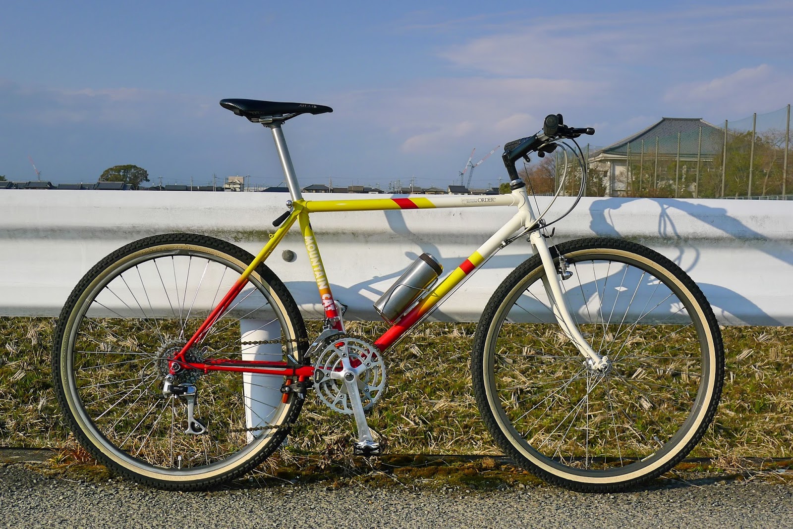 Kinki Cycle FiN's Panasonic Mountain Cat