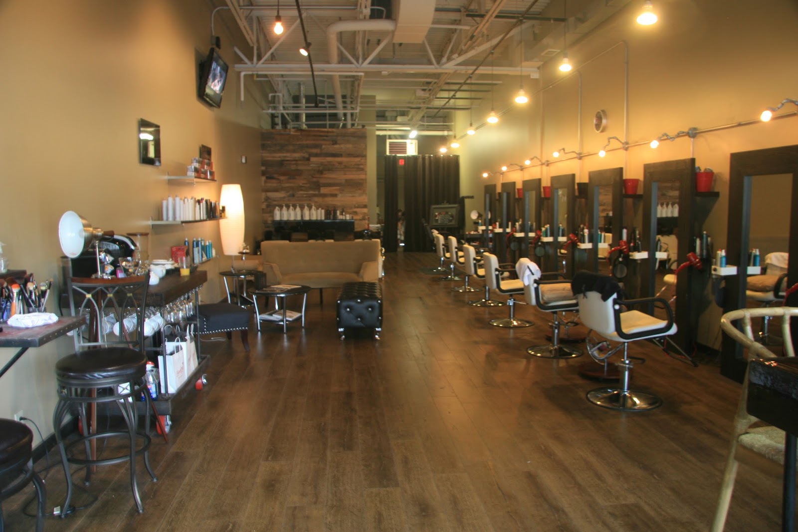Columbus Boss BlowDry Cafe ⋆ A City Explored