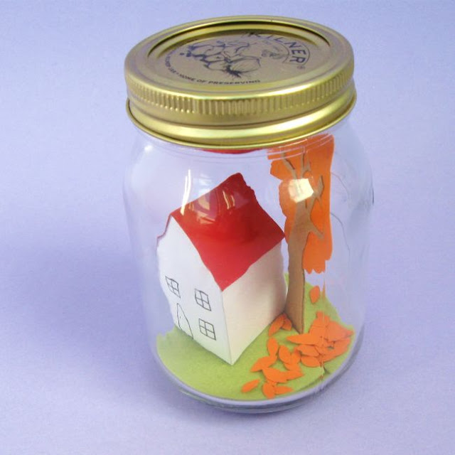 Cute Autumn Fall Scene in a Mason Jar DIY Craft Tutorial