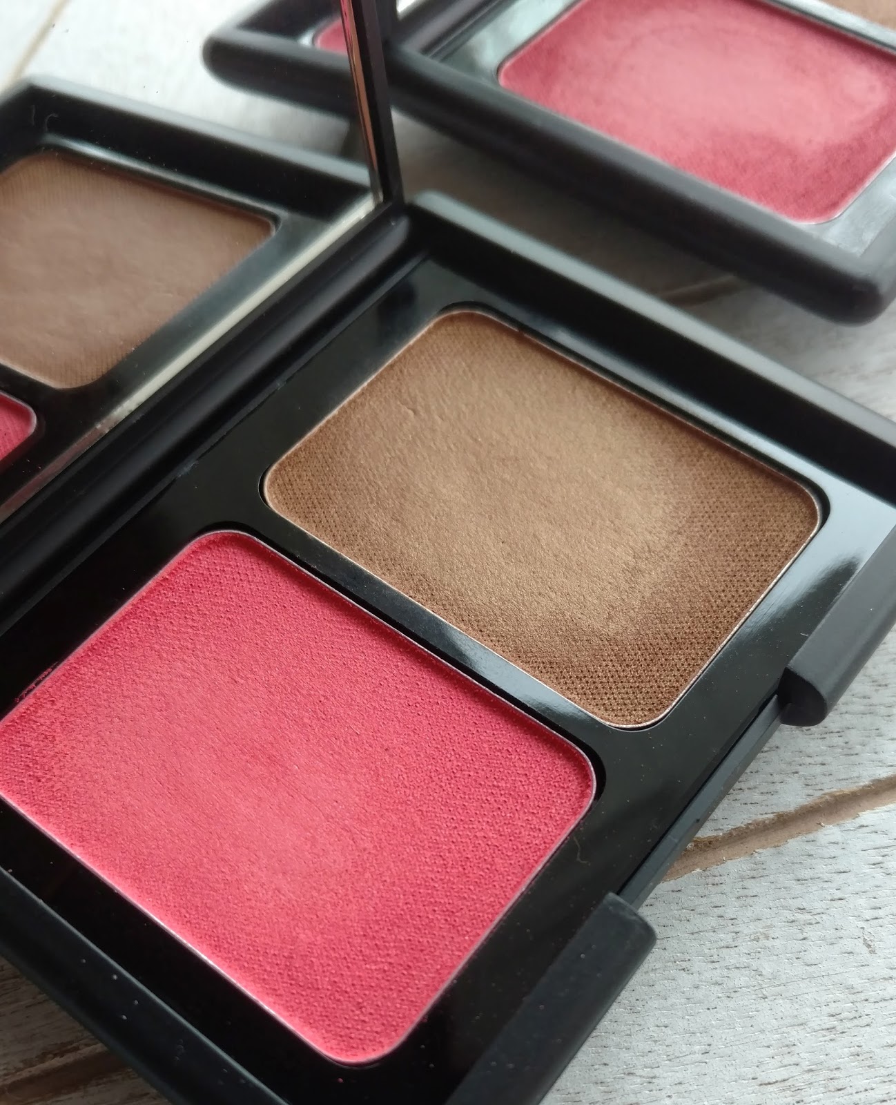 aqua beauty blush & bronzer