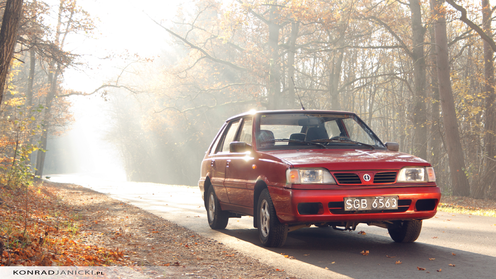 Fotografia motoryzacyjna Daewoo FSO Polonez Caro Plus