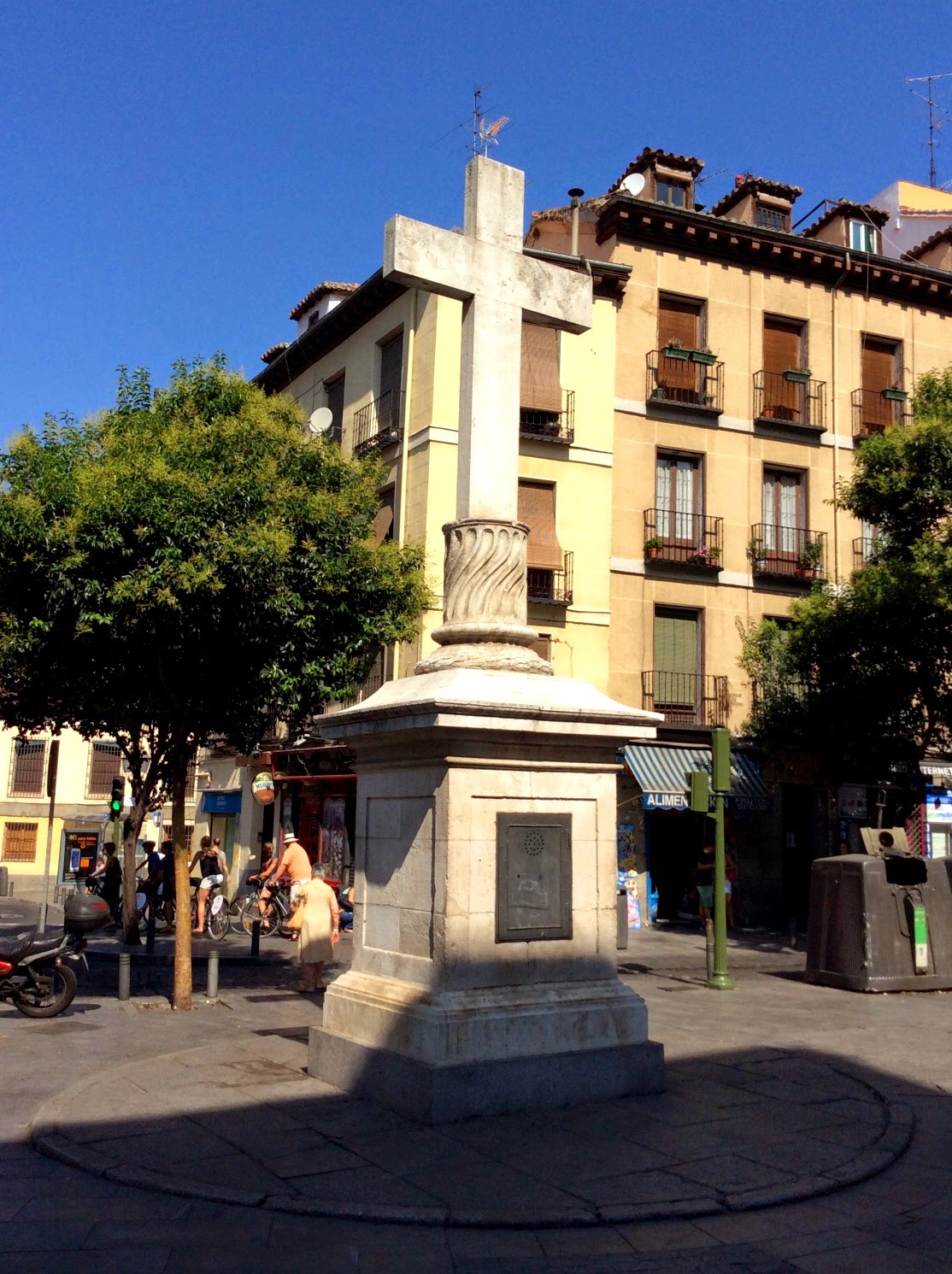 estimular pueblo Producto Pasión por Madrid: La cruz de Puerta Cerrada