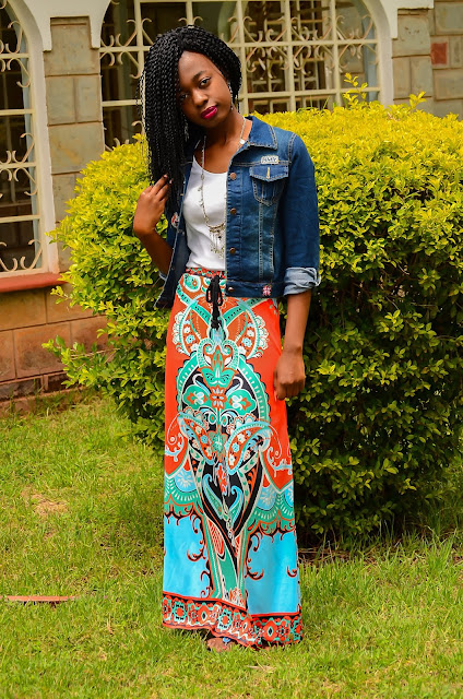 How to wear a maxi skirt with denim