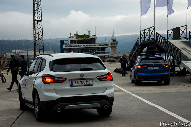 2016 BMW X1 in action