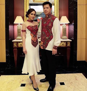 Baju batik sarimbit pesta untuk pria dan wanita Baju batik sarimbit pesta untuk pria dan wanita
