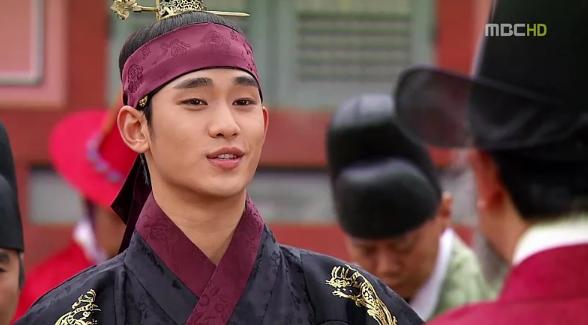 Dn@ bLoG: Kim Soo Hyun as King Lee Hwon