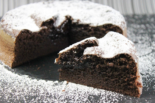 Schokokuchen Rezept - super saftig mit flüssigem Kern - jamblog