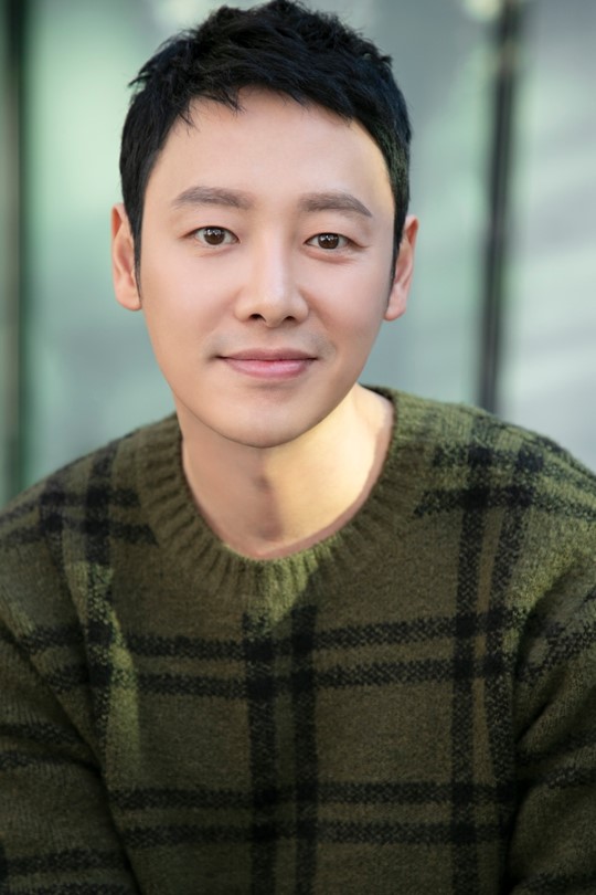 [Naver][Interview] Kim Dong Wook reveals that he thought about giving