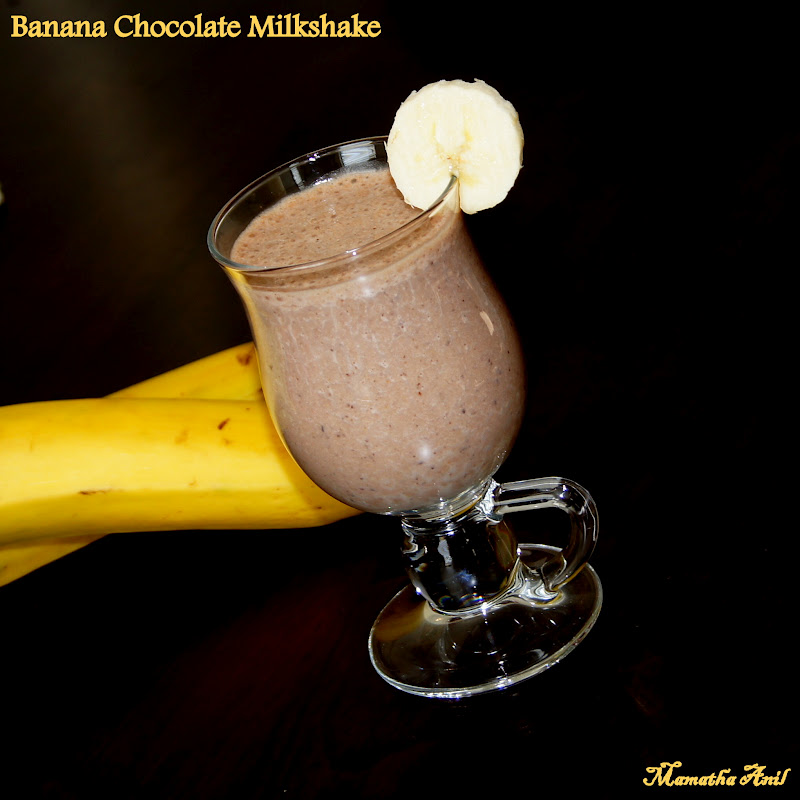 Bhakshya Bhojana: Banana Chocolate Milkshake