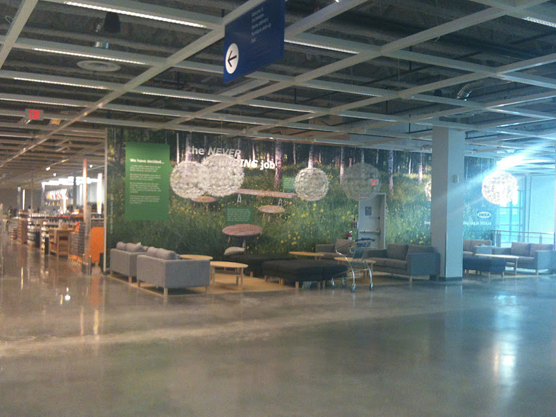 Cap à l'ouest Le plus grand ikea du Canada c'est à Ottawa