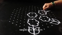 13-dots-rangoli-kolam-step-1a.png