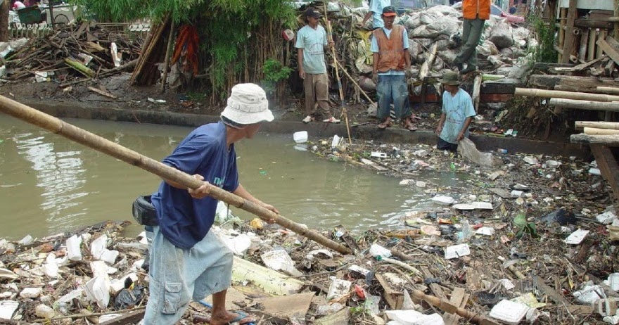 INFO NUSANTARA Kerusakan  Lingkungan Akibat  Alam  Dan Manusia 