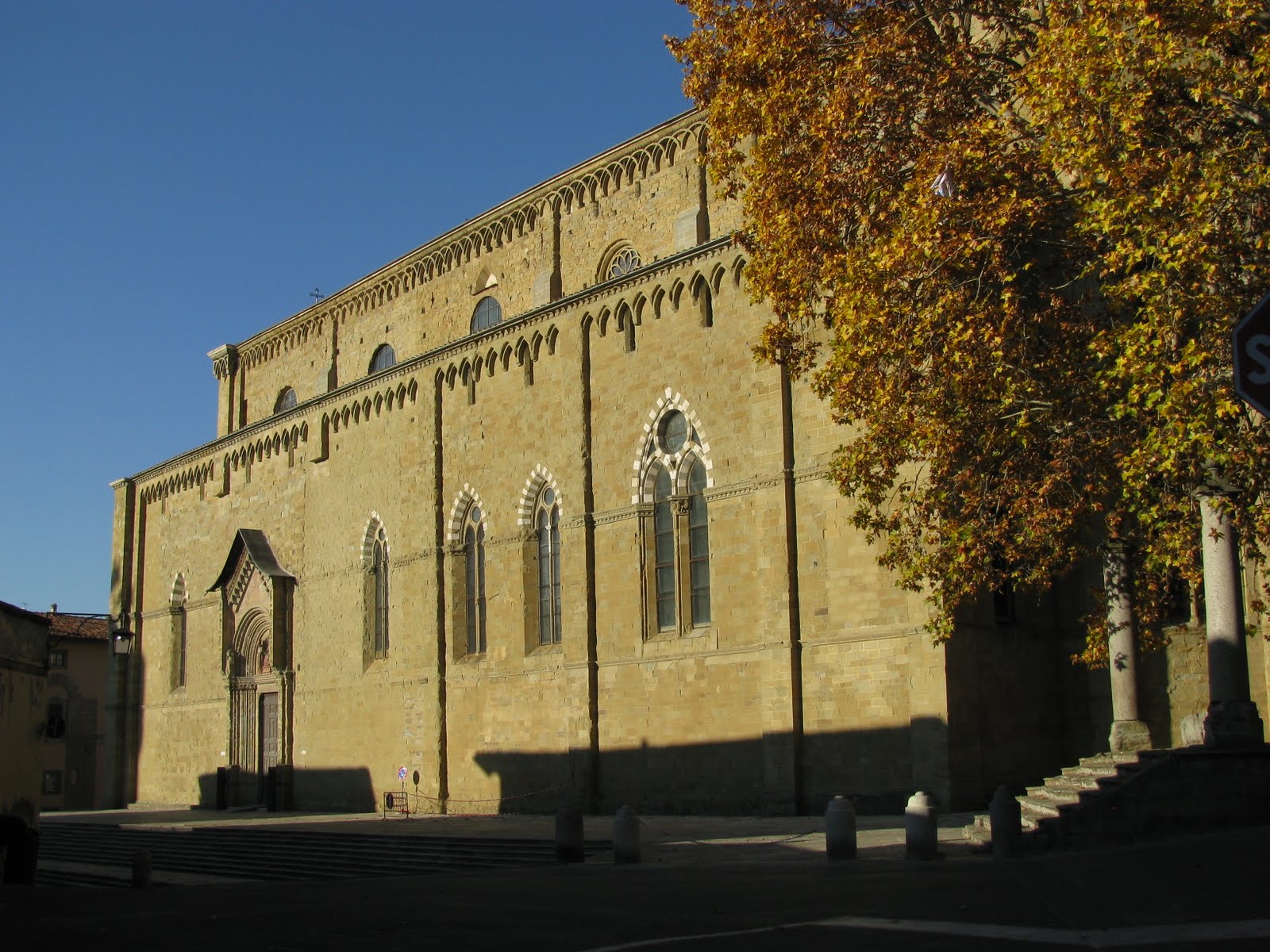 Cathedrals and Crocodiles: Arezzo Cathedral