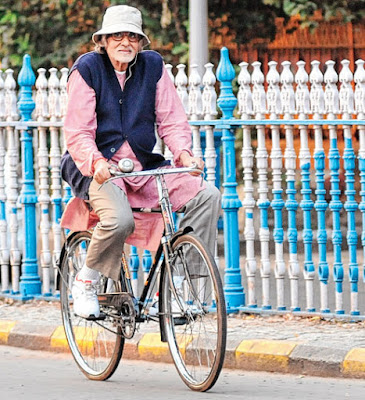 7 Filem Hindustan Untuk Kaki Travel filem hindustan tentang travel dan kekeluargaan, Amitabh Bachand, travel to Kolkata, India