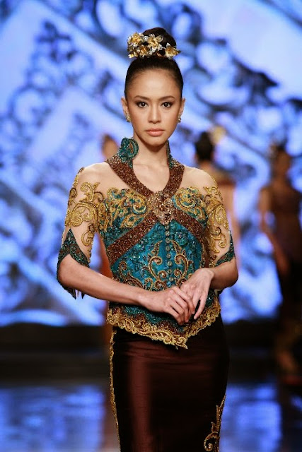 kebaya lengan pendek kebaya lengan pendek