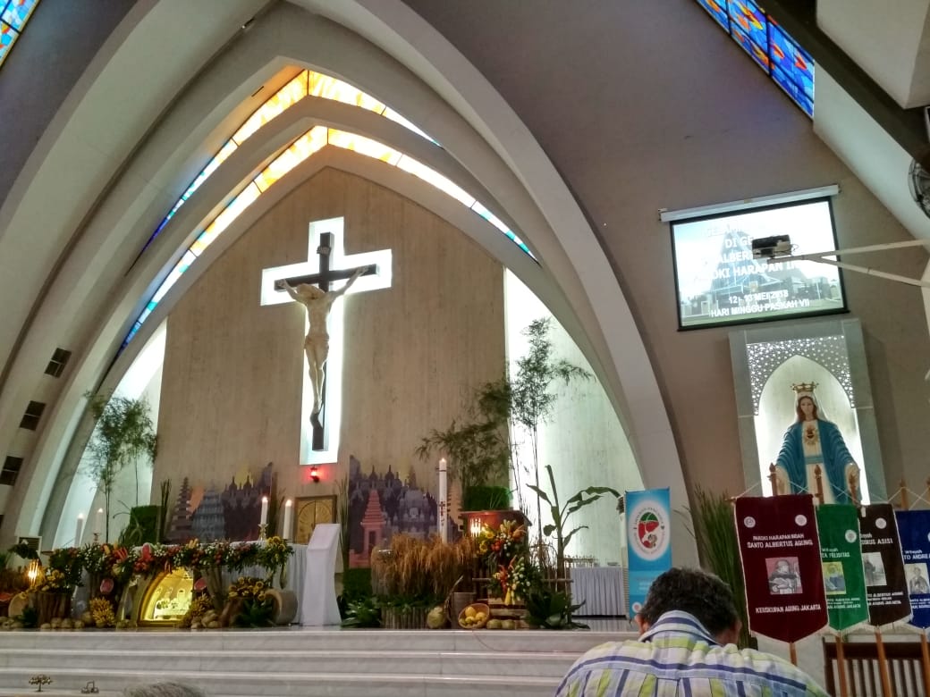 Gereja Rangkaian Bunga Altar : Wow 25+ Gambar Rangkaian Bunga Altar